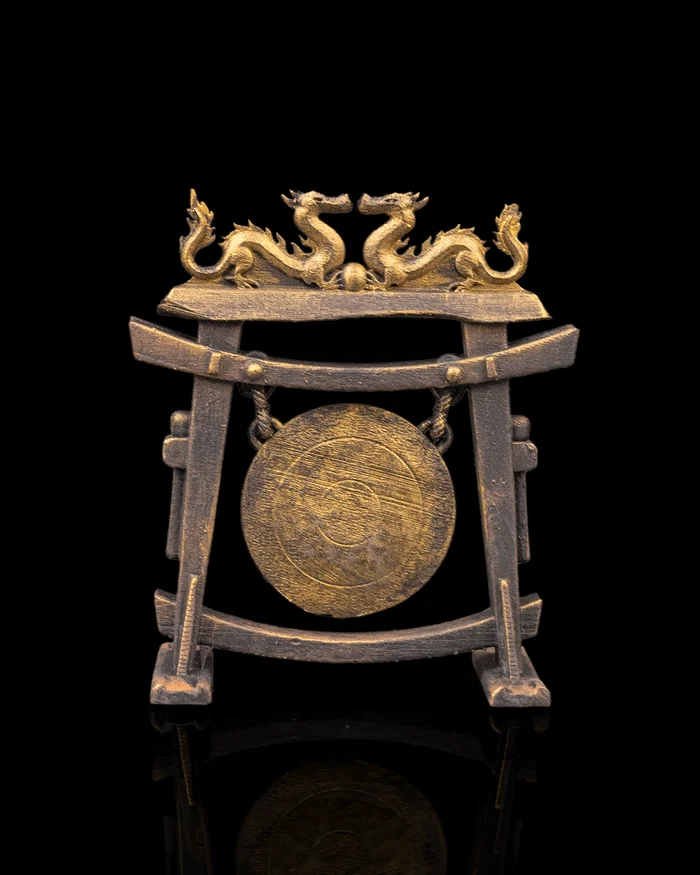 Props - Royal Gong